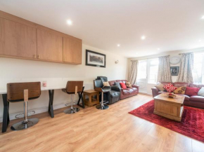 Pass the Keys Spacious Cosy Home Close To London Abbey Wood